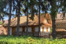 Кінний клуб, Триніг і Ладомирія
