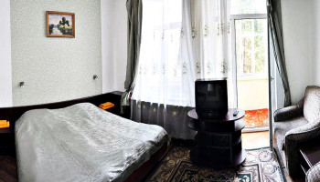 /upload/rooms/213/pokrascheniy-villa-lisova-pisnya-truskavec.jpg