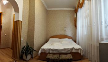 /upload/rooms/221/pokrascheniy-villa-sonyachna-truskavec1.jpg