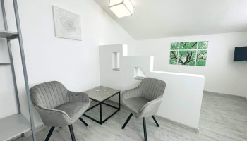 /upload/rooms/447/img_4907-scaled.jpg