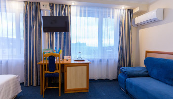 /upload/rooms/454/truskavets-trehmestniy-nomer-standart.jpg