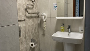 /upload/rooms/456/truskavets-odnomestniy-nomer-4-min.jpg